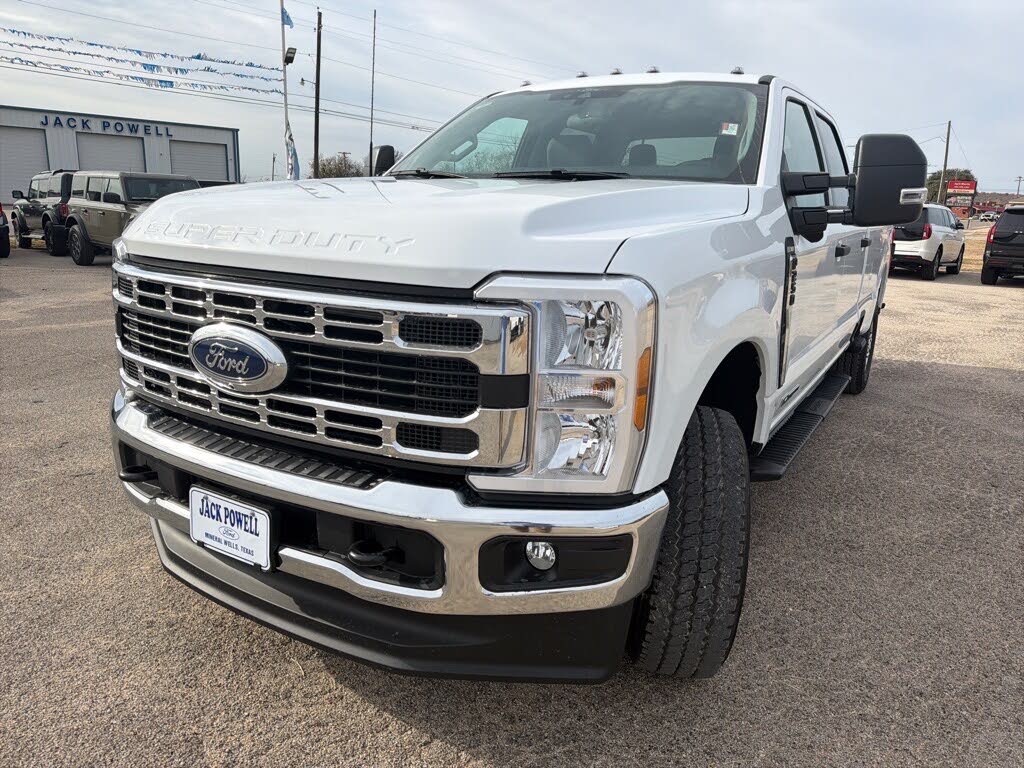 2026 Ford F-250 Super Duty XLT Crew Cab 4WD