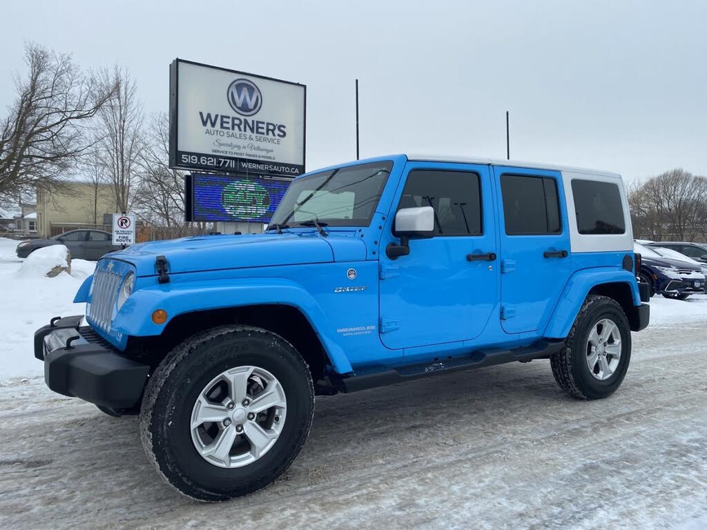 2017 Jeep Wrangler Unlimited Sahara 4WD