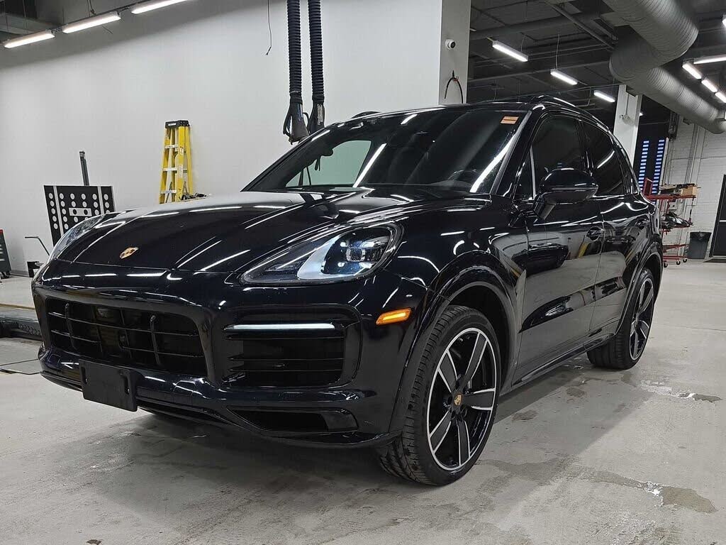2022 Porsche Cayenne AWD