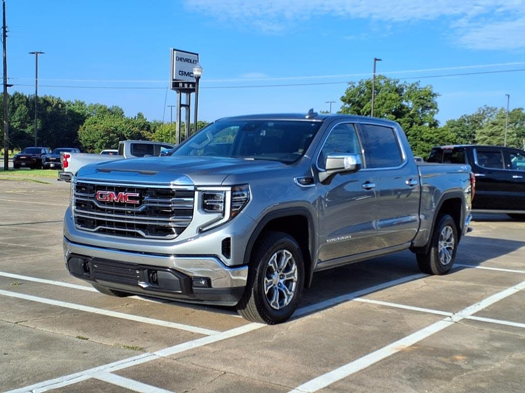 2025 GMC Sierra 1500 SLT Crew Cab 4WD