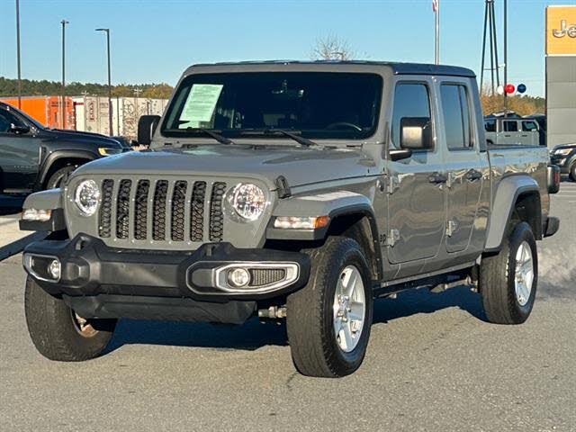 2023 Jeep Gladiator Sport Crew Cab 4WD