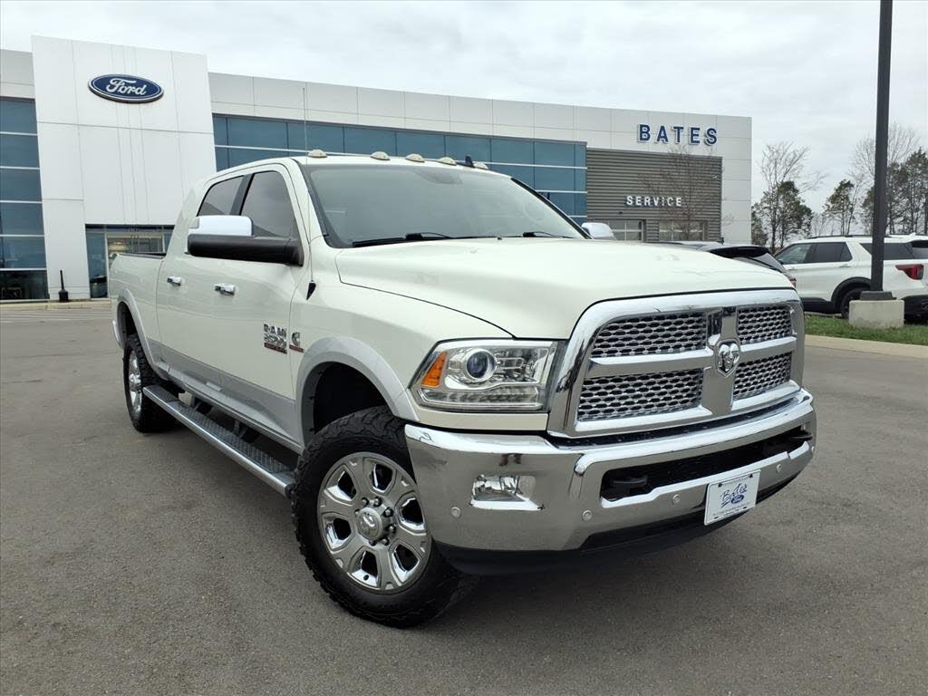 2017 RAM 2500 Laramie Mega Cab 4WD
