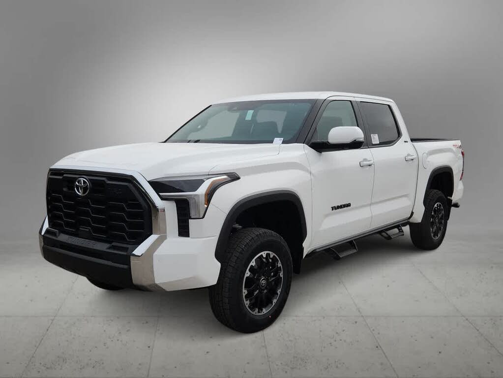 2026 Toyota Tundra SR5 CrewMax Cab 4WD