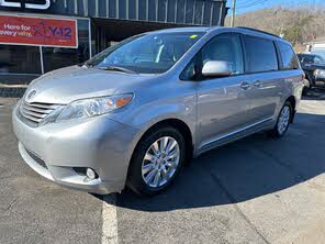 Toyota Sienna XLE 7-Passenger AWD