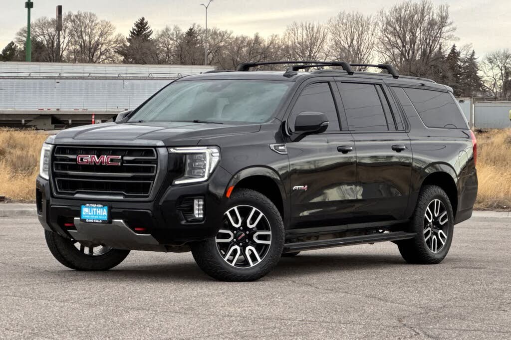 2023 GMC Yukon XL AT4 4WD