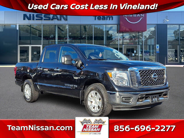 2018 Nissan Titan SV Crew Cab 4WD
