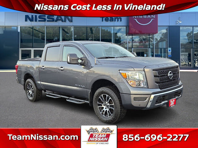 2021 Nissan Titan SV Crew Cab 4WD