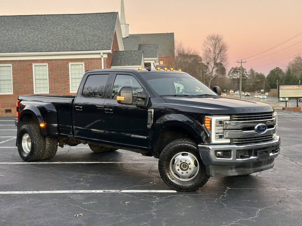 2019 Ford F-350 Super Duty Lariat Crew Cab LB DRW 4WD