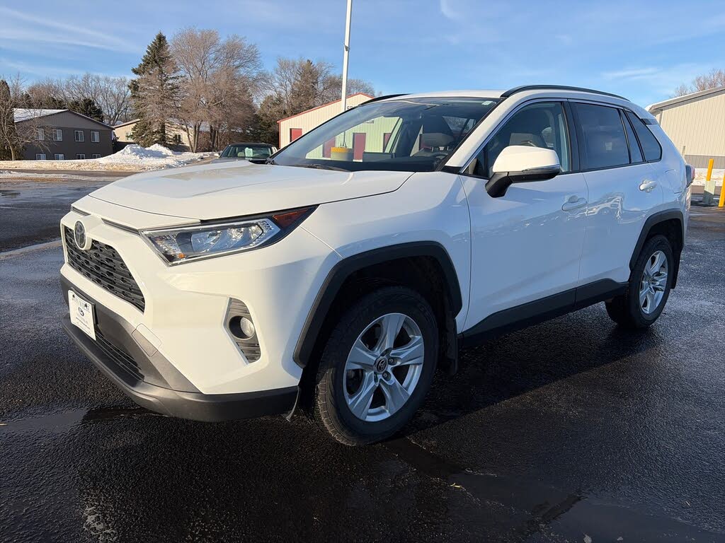 2020 Toyota RAV4 XLE AWD