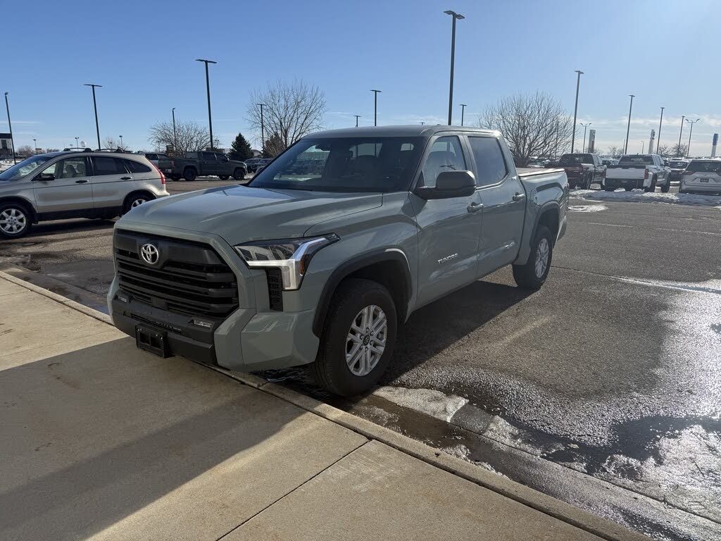 2025 Toyota Tundra SR5 CrewMax Cab 4WD