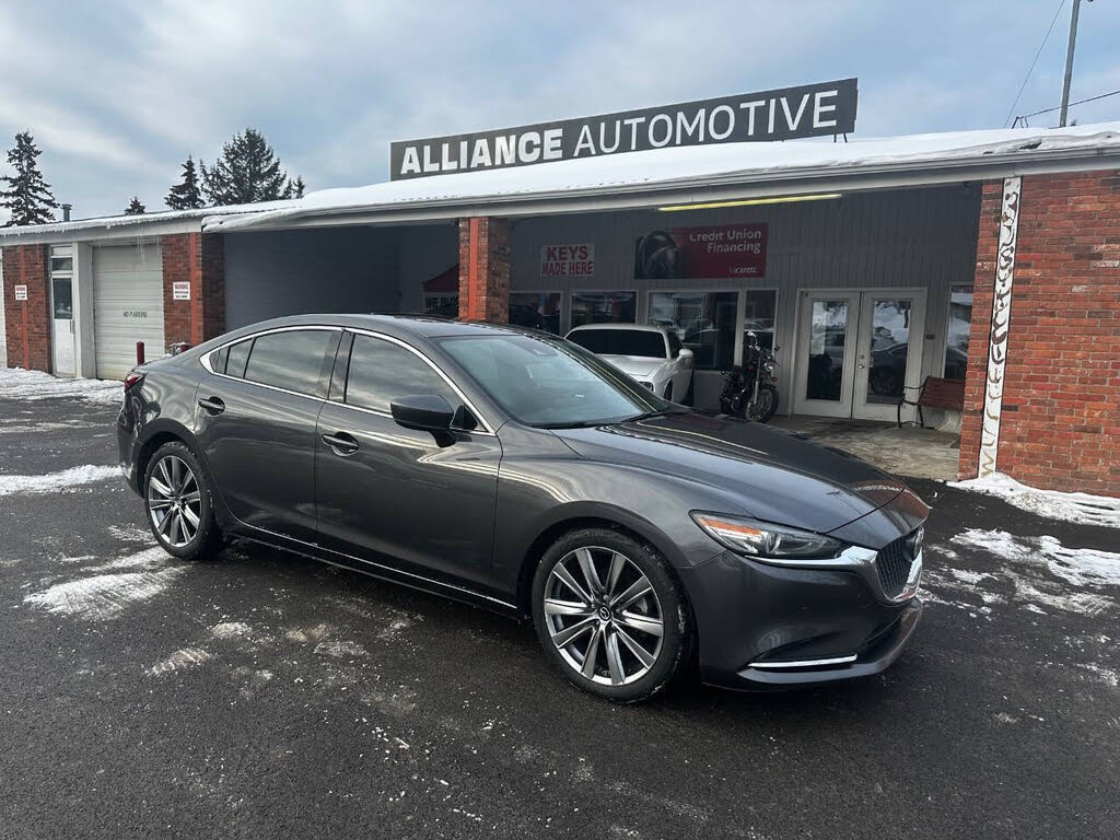 2018 Mazda MAZDA6 Signature Sedan FWD