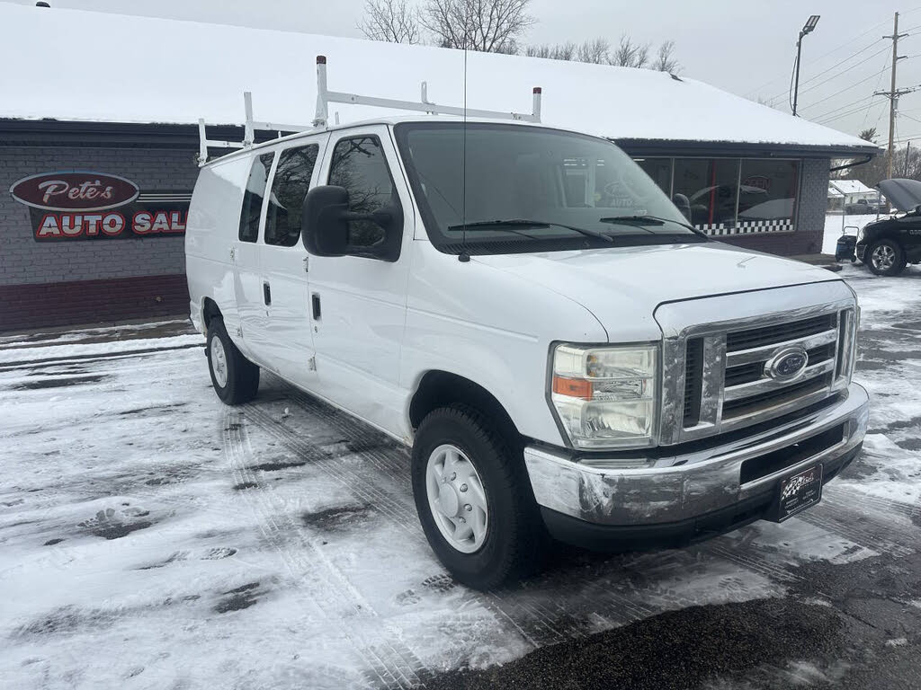 2009 Ford E-Series E-250 Cargo Van