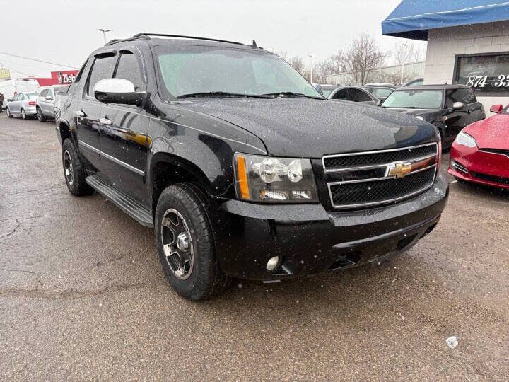2010 Chevrolet Avalanche LTZ 4WD