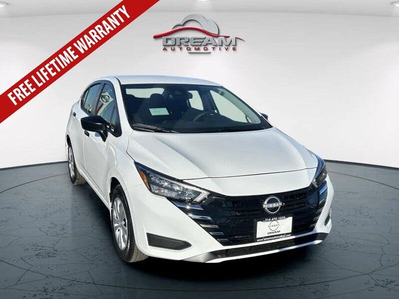 2025 Nissan Versa S FWD