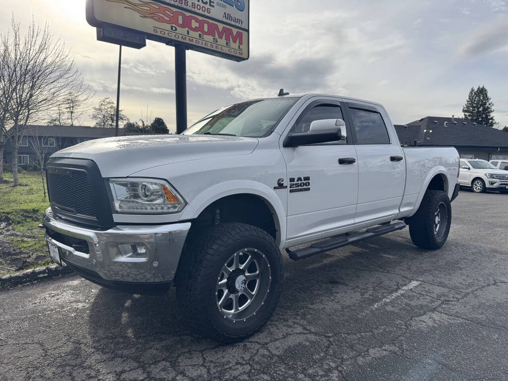 2017 RAM 2500 Laramie Crew Cab 4WD