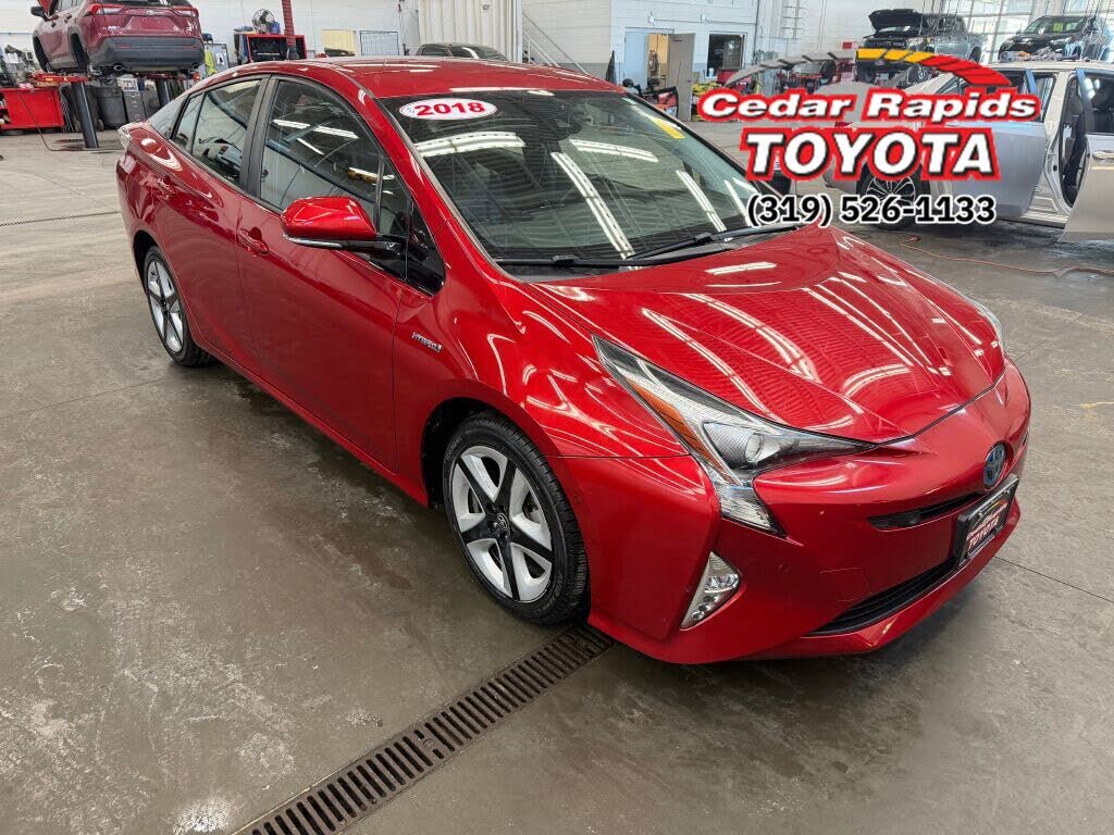 2018 Toyota Prius Four Touring FWD