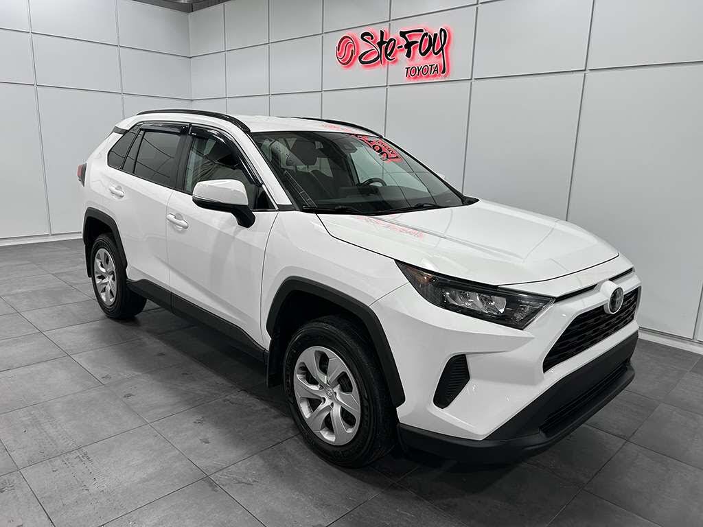 2020 Toyota RAV4 LE AWD