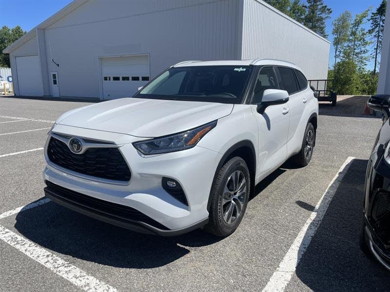 2024 Toyota Highlander XLE AWD