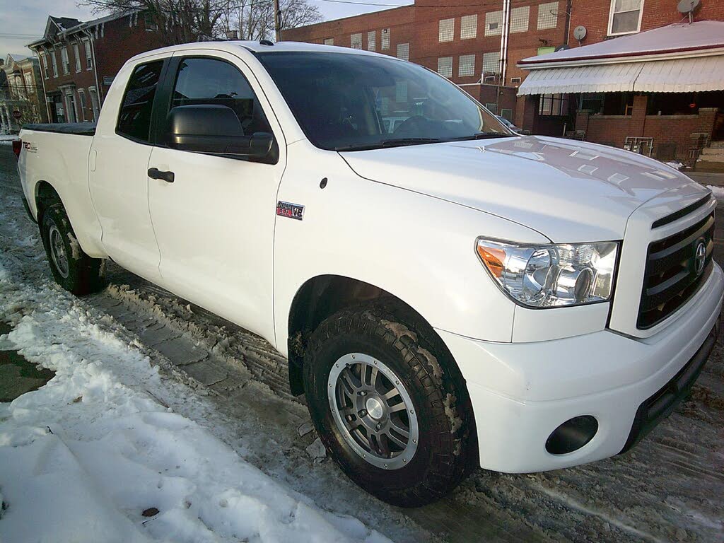 2010 Toyota Tundra Tundra-Grade Double Cab 5.7L 4WD