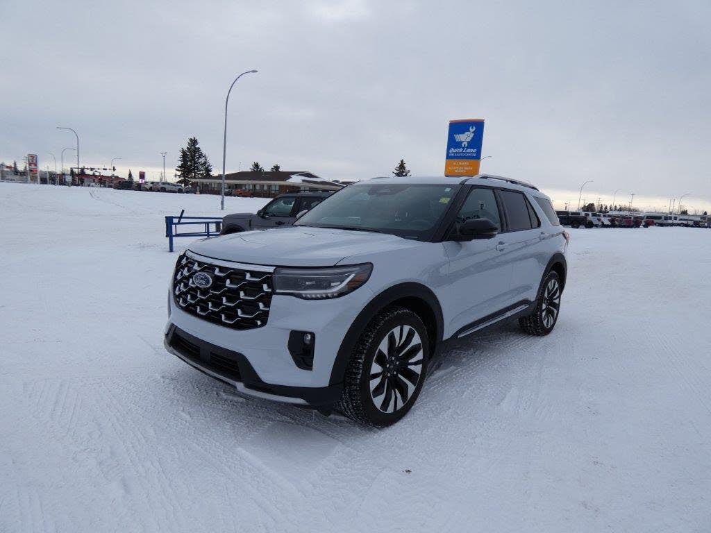 Ford Explorer Platinum AWD 2025
