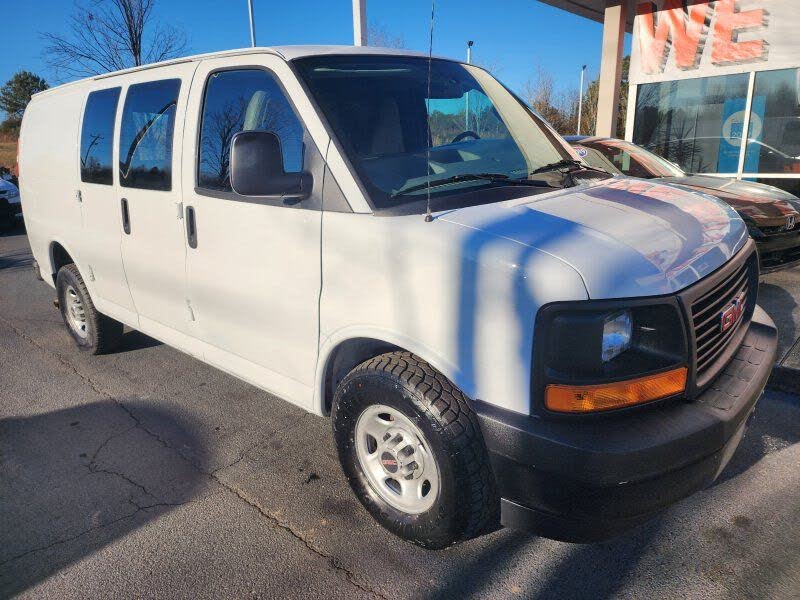 2017 GMC Savana Cargo 2500 RWD