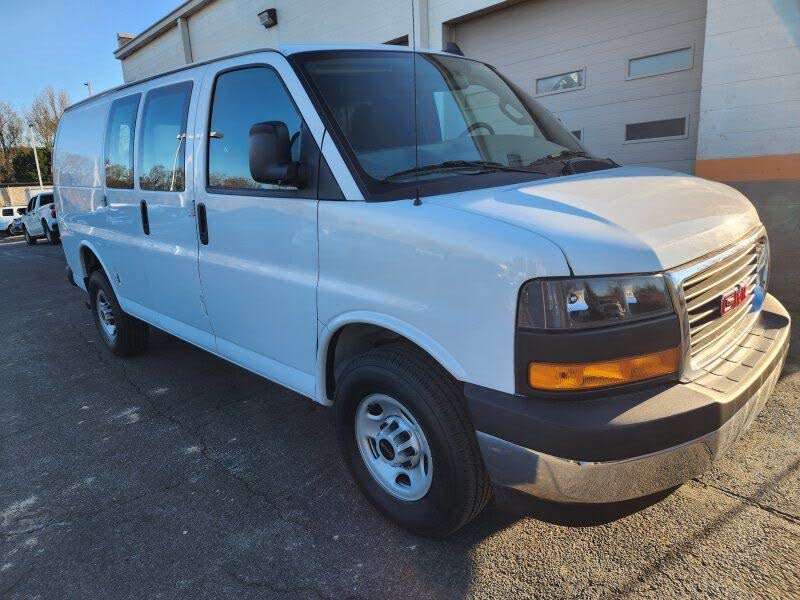 2023 GMC Savana Cargo 2500 RWD