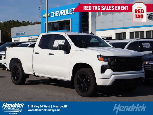 2026 Chevrolet Silverado 1500 Custom Double Cab 4WD