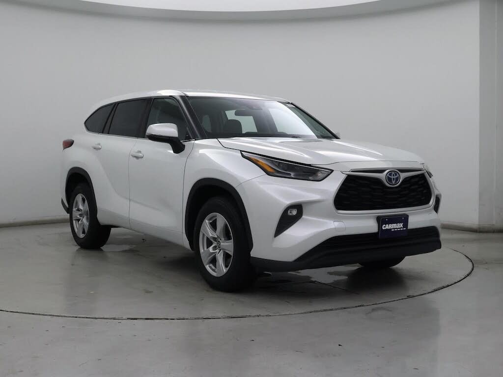 2022 Toyota Highlander Hybrid LE FWD