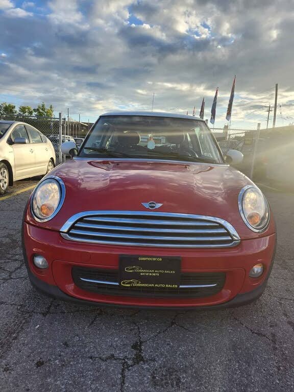 2013 MINI Cooper Hatchback FWD