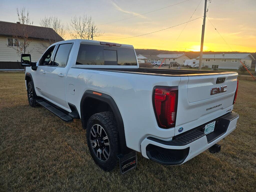 2023 GMC Sierra 2500HD AT4 Crew Cab 4WD