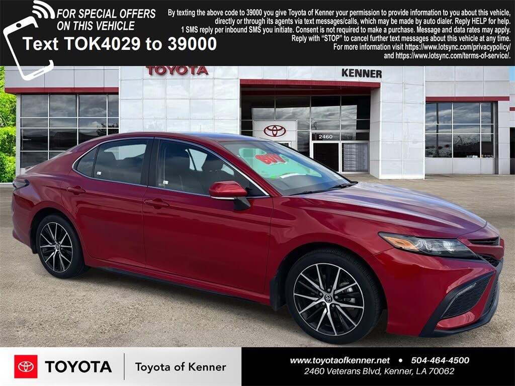 2024 Toyota Camry SE FWD