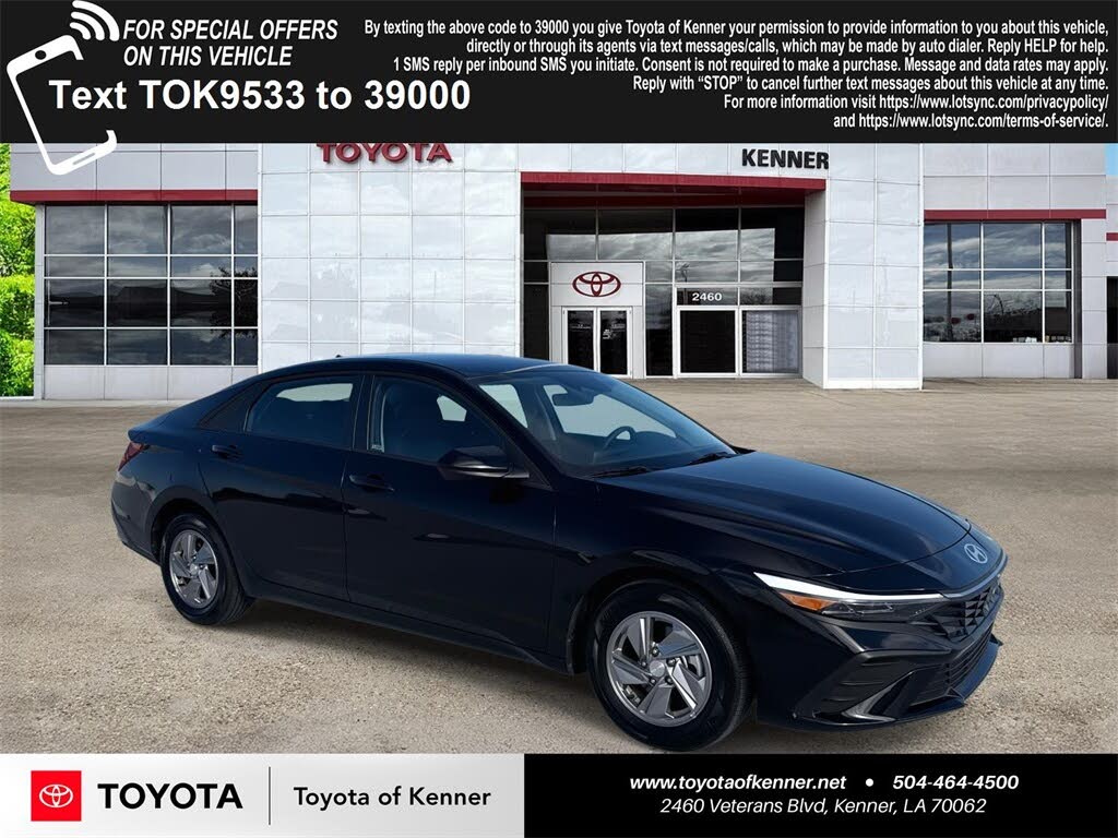 2025 Hyundai Elantra SE FWD