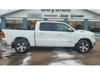 2022 RAM 1500 Laramie Crew Cab 4WD