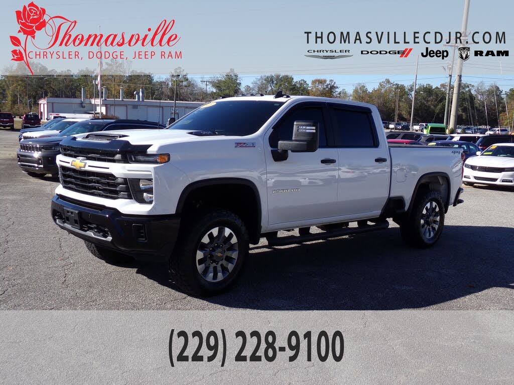 2025 Chevrolet Silverado 2500HD Custom Crew Cab 4WD