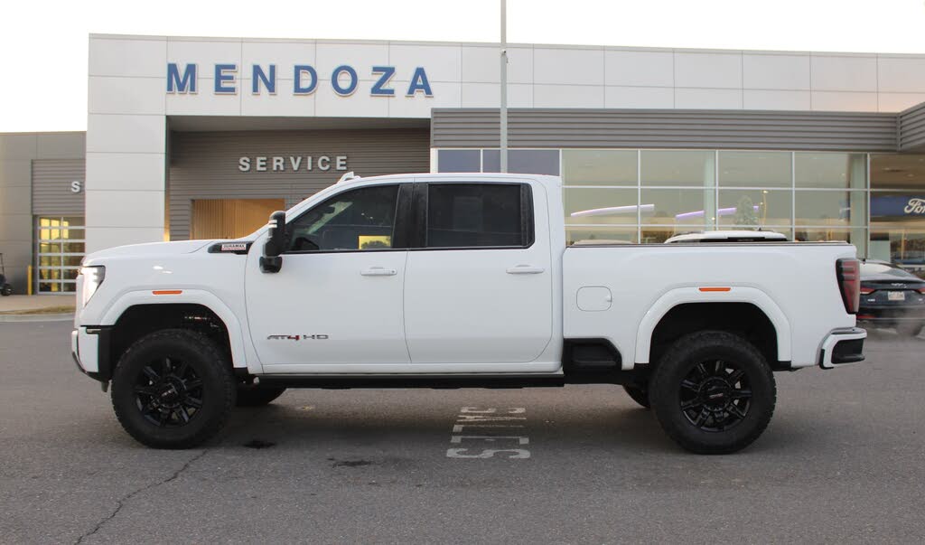 2024 GMC Sierra 2500HD AT4 Crew Cab 4WD