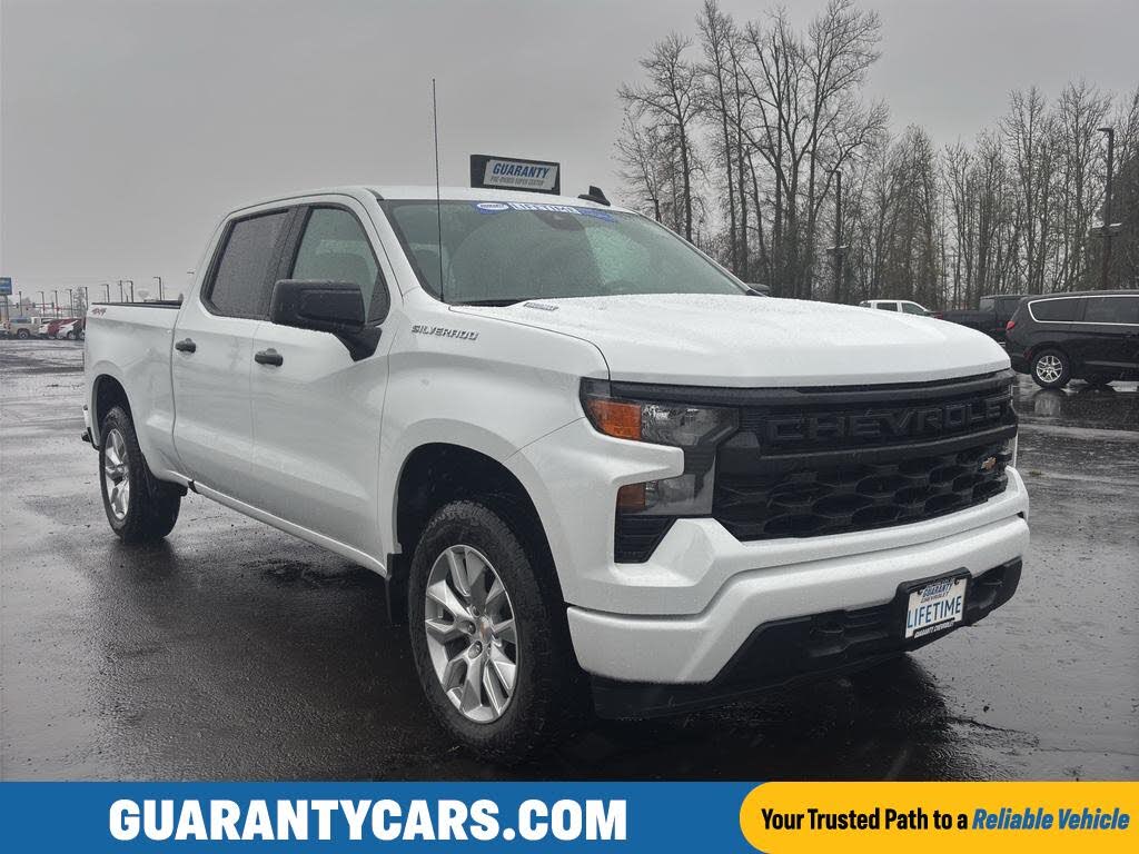 2026 Chevrolet Silverado 1500 Custom Crew Cab 4WD