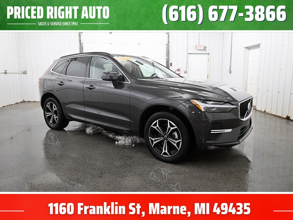 2022 Volvo XC60 B5 Momentum AWD