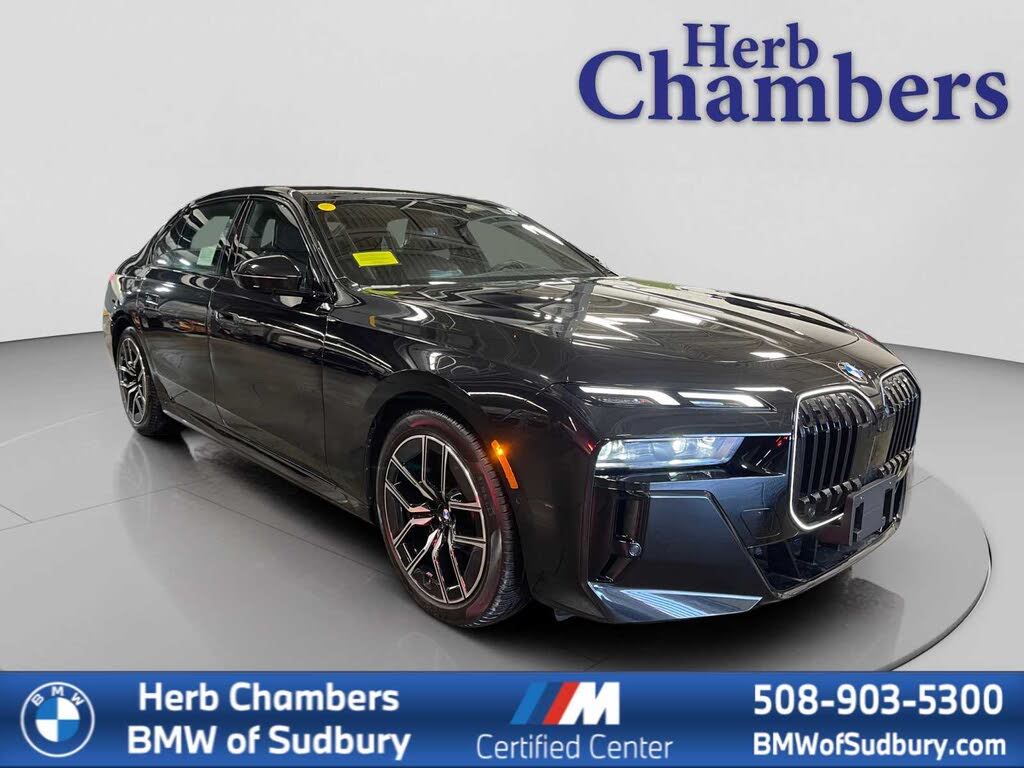 2025 BMW 7 Series 740i xDrive