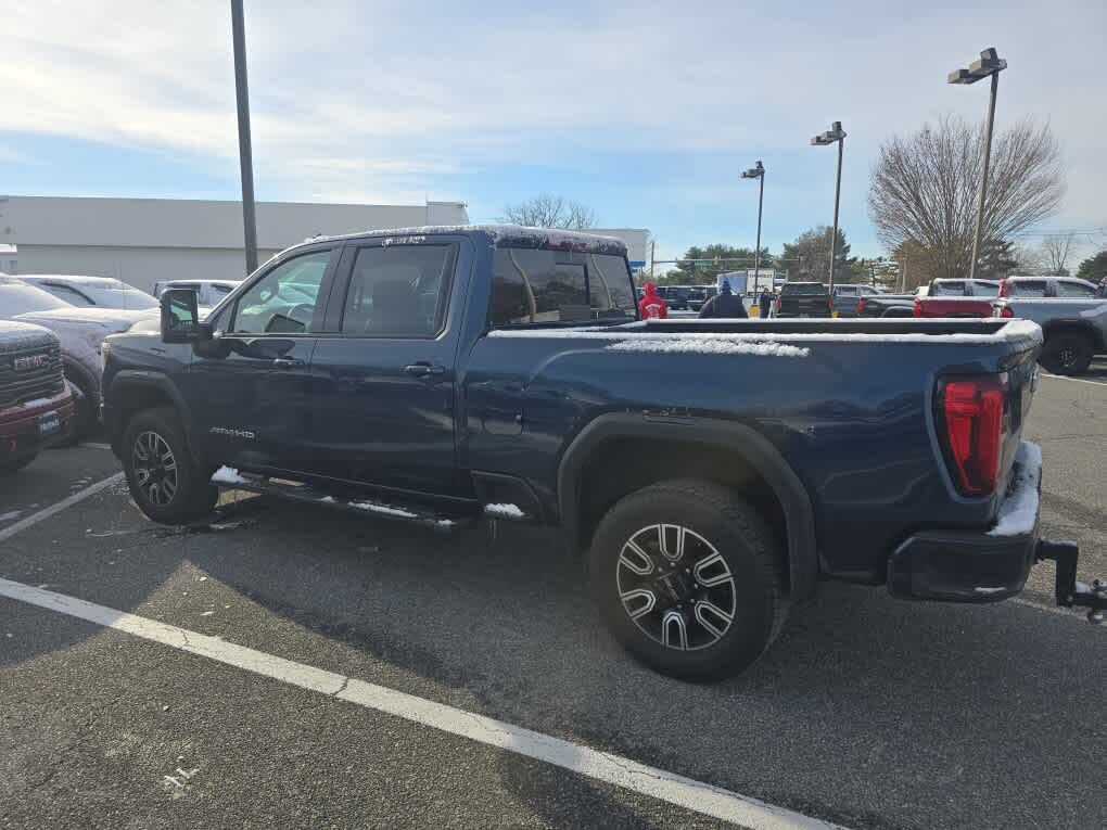2023 GMC Sierra 2500HD AT4 Crew Cab 4WD
