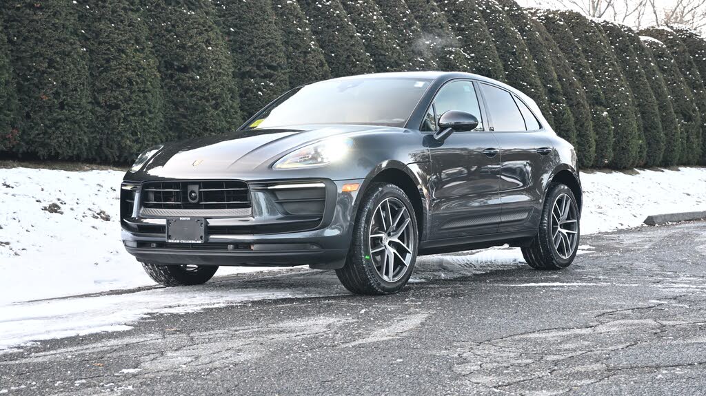 2025 Porsche Macan