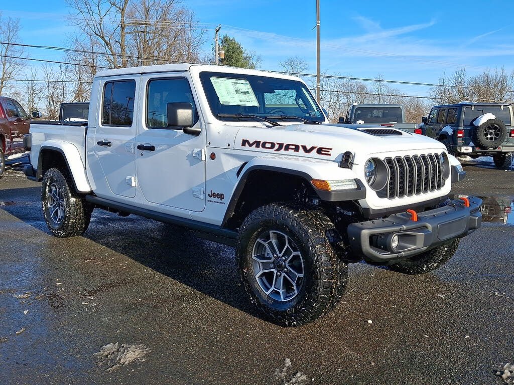 2026 Jeep Gladiator Mojave X Crew Cab 4WD