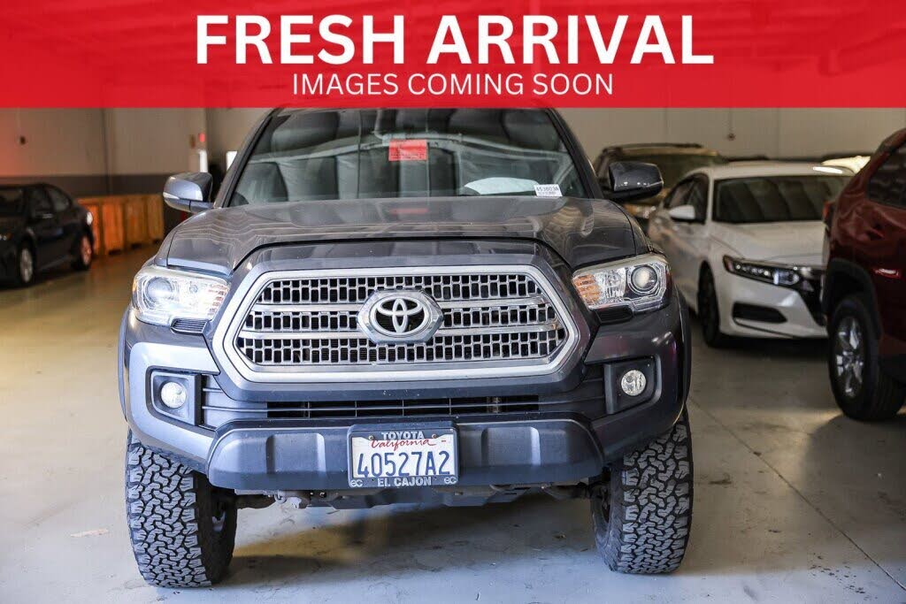 2016 Toyota Tacoma Double Cab V6 TRD Off Road