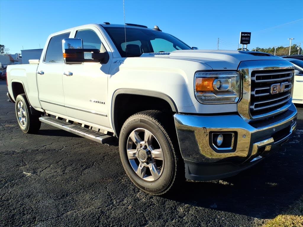 2018 GMC Sierra 2500HD SLT Crew Cab SB 4WD