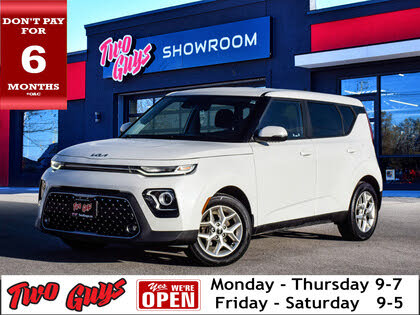 2022 Kia Soul EX FWD