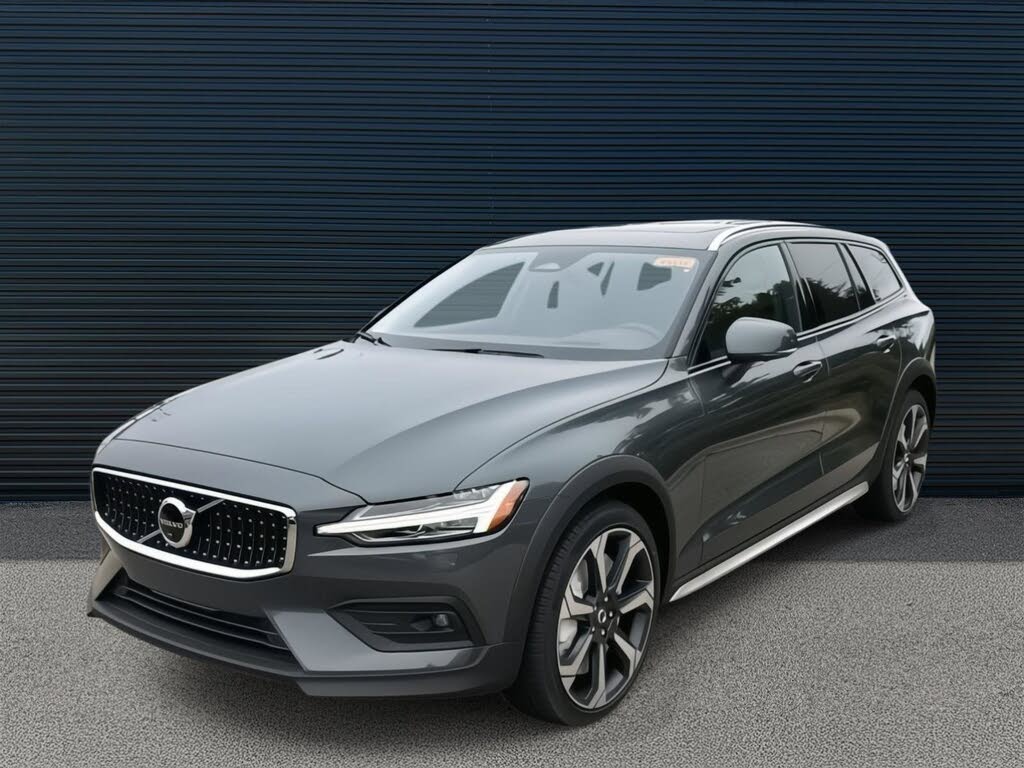 2026 Volvo V60 Cross Country B5 Ultra AWD