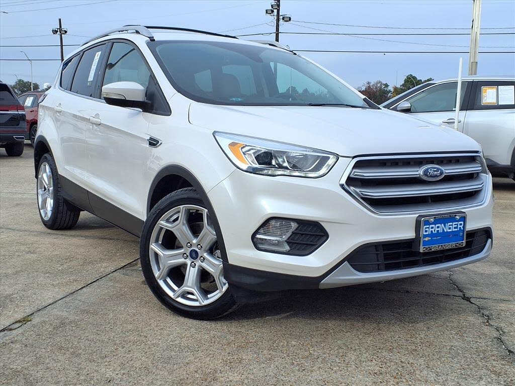 2017 Ford Escape Titanium FWD