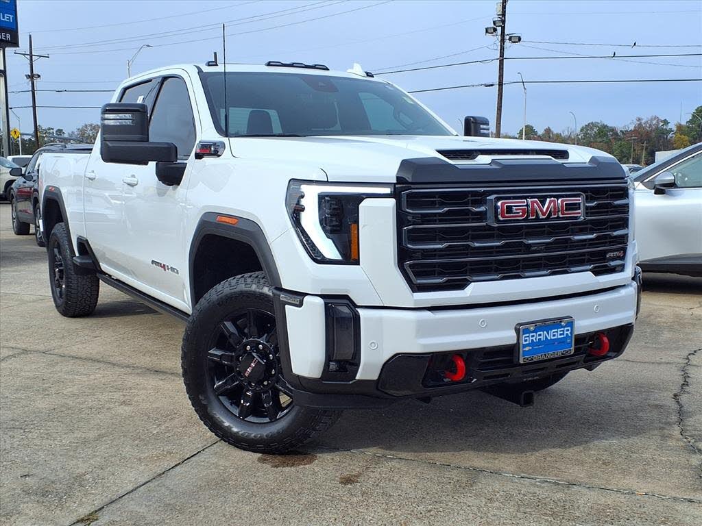 2024 GMC Sierra 2500HD AT4 Crew Cab 4WD