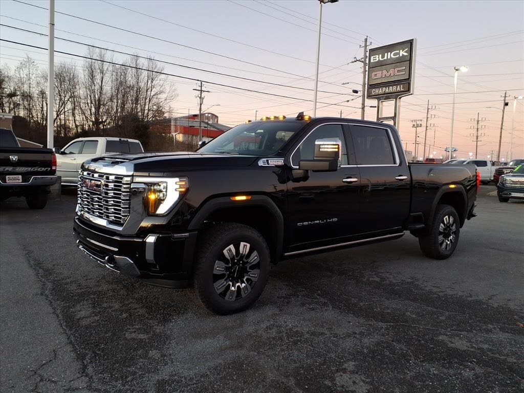 2026 GMC Sierra 3500HD Denali Crew Cab 4WD