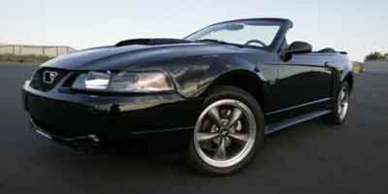 2004 Ford Mustang GT Convertible RWD