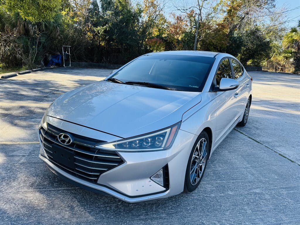 2020 Hyundai Elantra Limited FWD